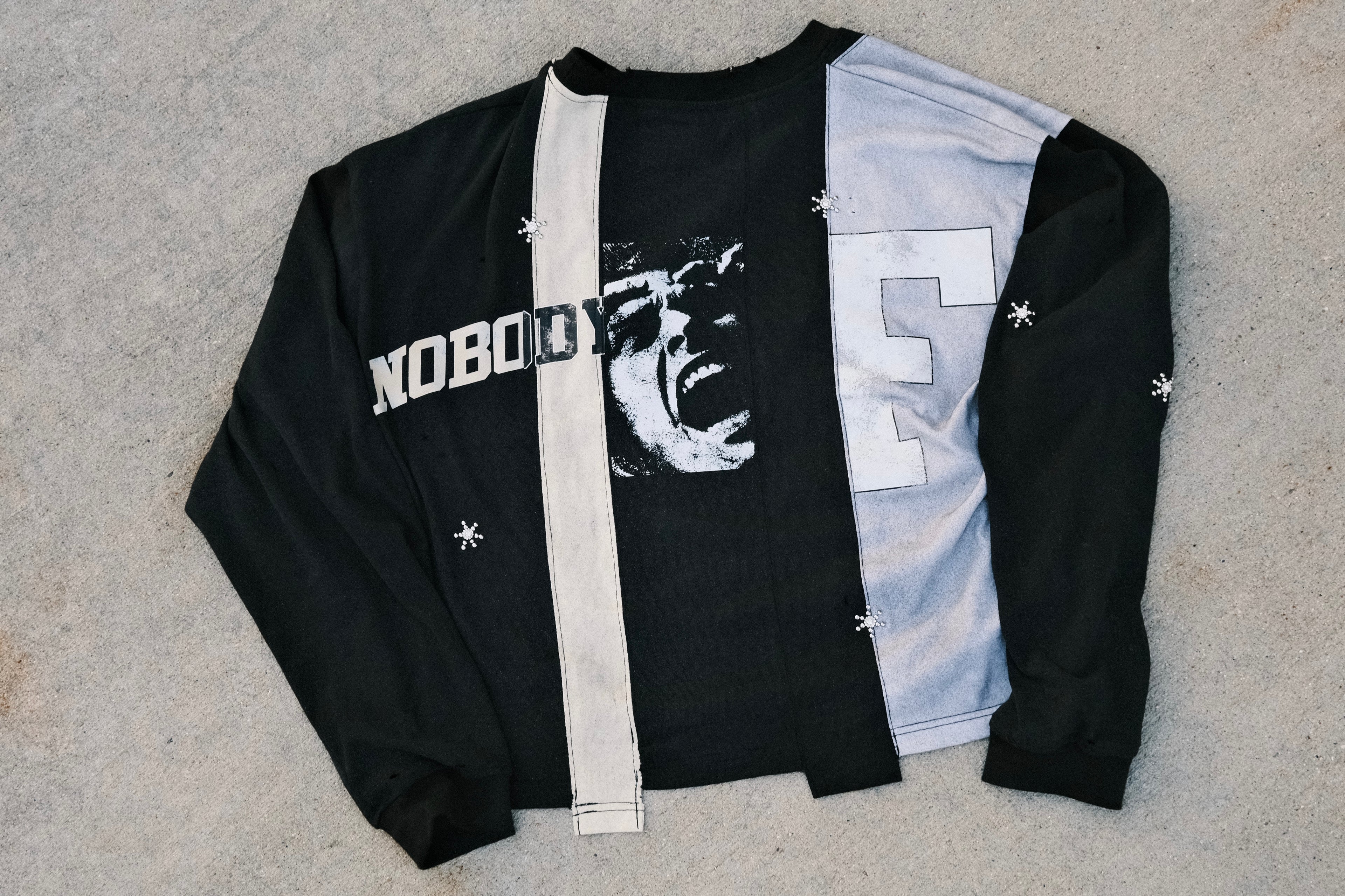 Fragmented long sleeve