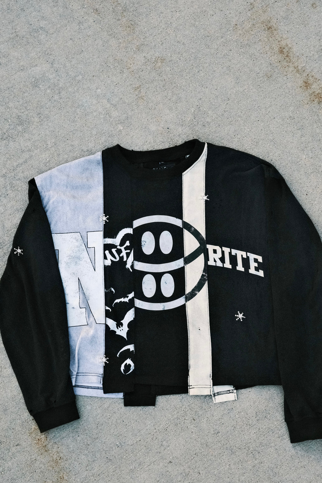 Fragmented long sleeve